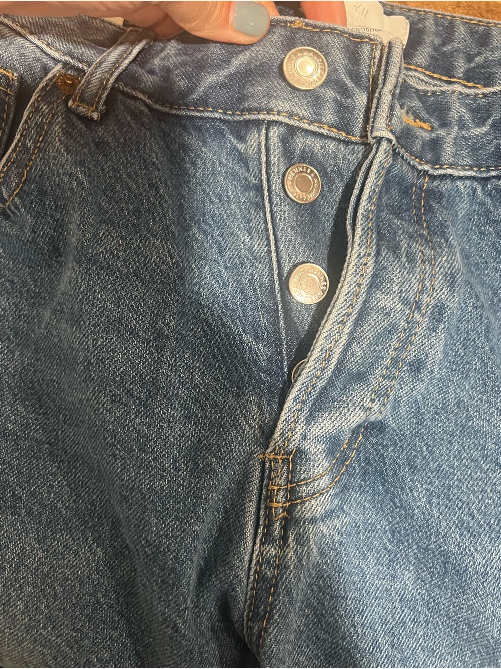 H&M Women's Wide-Leg Jeans in Mid Blue - Picture 3 of 9